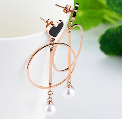 Latest Fashion Jewelry Designs Stainless Steel Pearl Hoop Earring Manufacturer in China