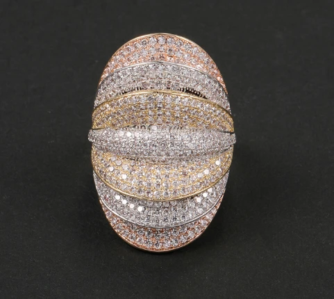 Latest Fashionable Design of Gold wedding Rings for Couple for Wemen