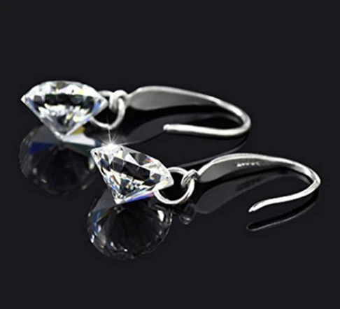 hot Selling Cystal Pretty Hook Design with Sliver plated Base Earrings Fancy Earrings for Party Girls