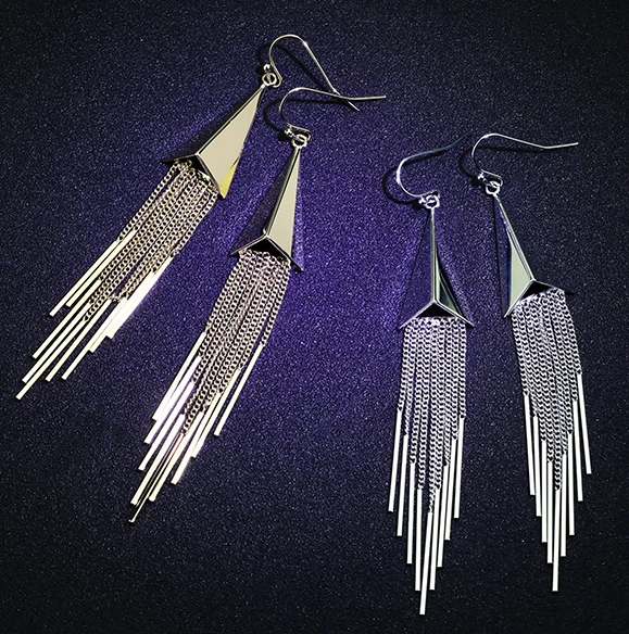 China Professional High Polish 18K Gold Plating Long Tassels Earrings Manufacturer in China Hersteller