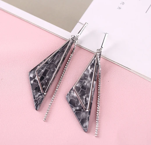 Professional Manufacturer Personal Korean Style Rhomboid Earrings for Woman