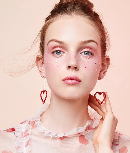 Red Heart Shape Zinc Alloy 925 Sterling Silver Earrings Manufacturer in China