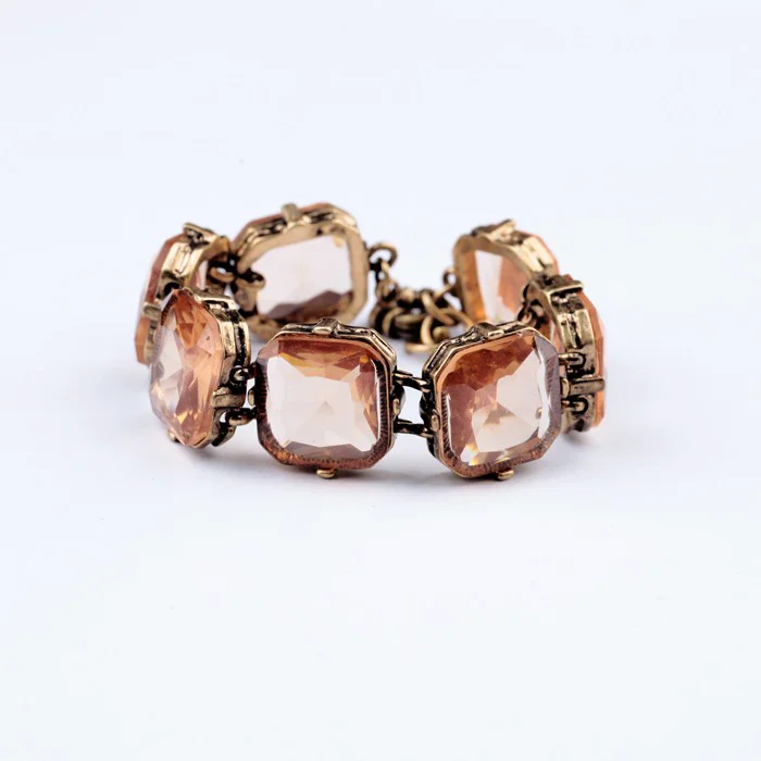 Wholesale Women Accessories Square Crystal Bracelets Birthday Anniversary Gifts for Women Mom Wife