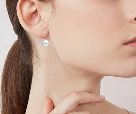 Women's Classical White Freshwater Cultured Pearl Dangle Earrings Shenzhen Factory