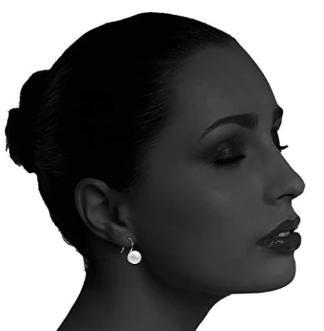 Women's Classical White Freshwater Cultured Pearl Dangle Earrings Shenzhen Factory