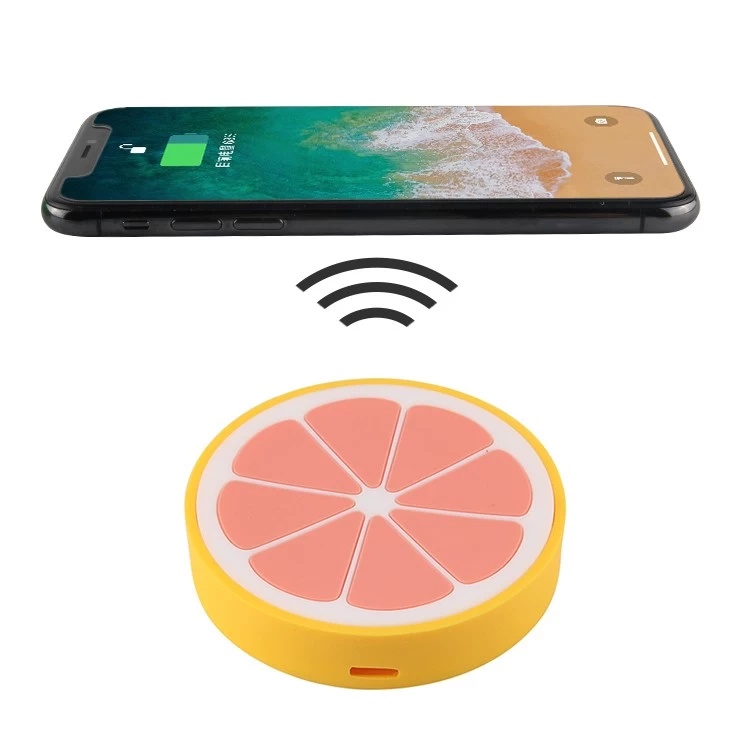 Çin Logo ile Yaratıcı 2D Meyve Limon Şekilli iPhone PVC Kablosuz Şarj Pad üretici firma