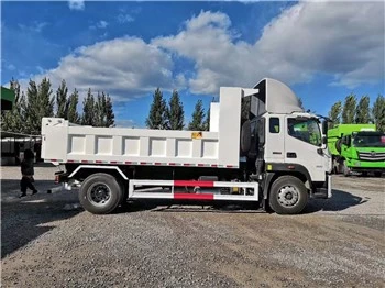 Foton Sturdy bodys 4x2 cargo truck van accessories supplier in CHINA