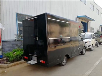 中国小型移动食品卡车在迪拜出售