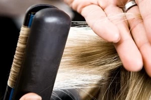 중국 New innovation "L" type hair straightener for professional keratin treatment 제조업체