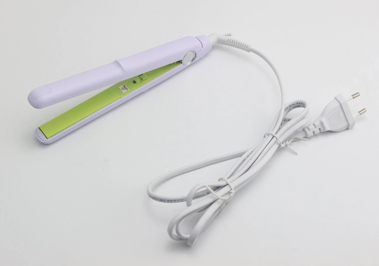 Mini small portable hair flat iron for travel usage China manufacturer for mini hair straightener