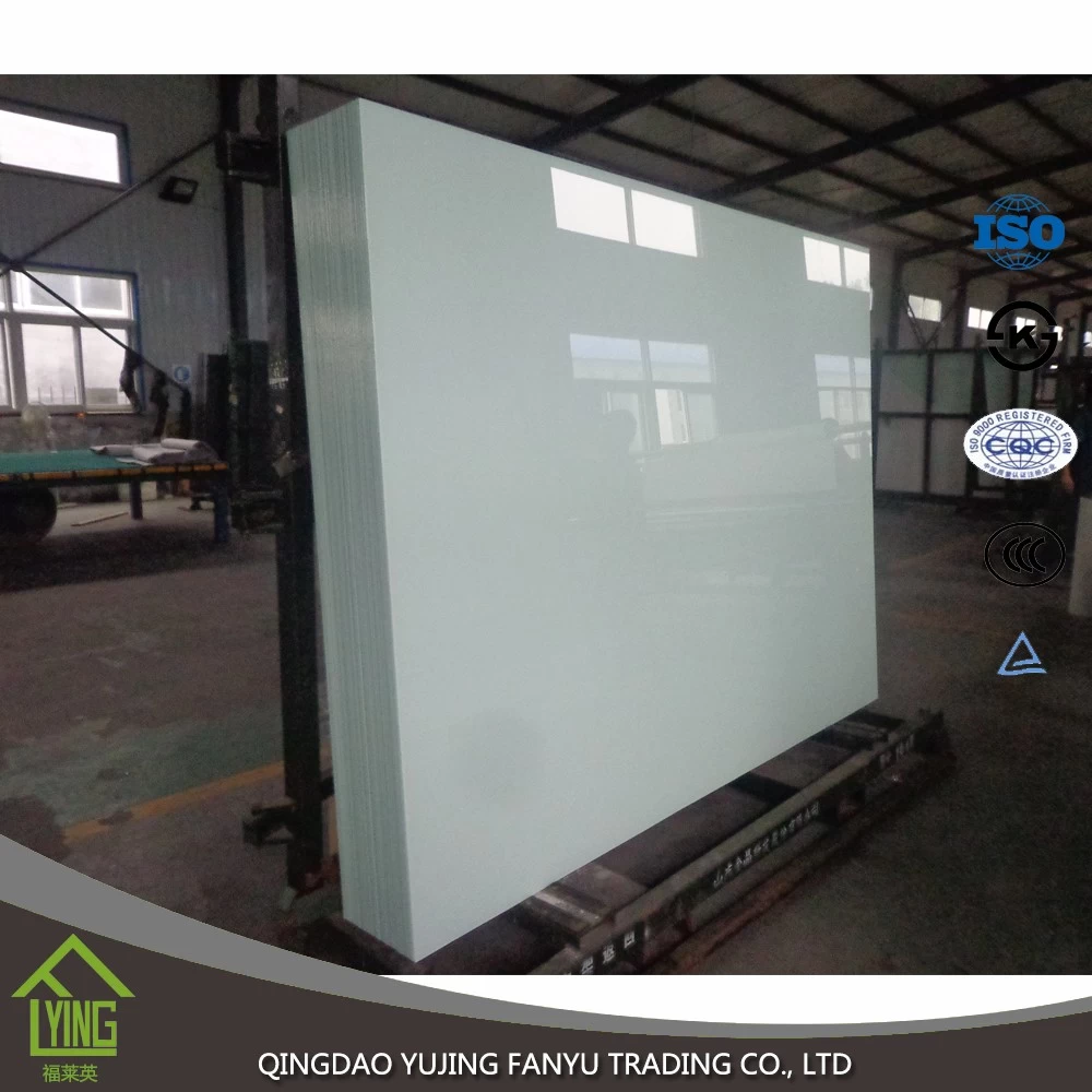 China 5mm ultra white coated glass manufacturer