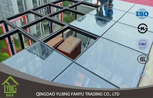 الصين مصنع شاندونغ الذي يعكس الزجاج الذهبي لمواد البناء الصانع