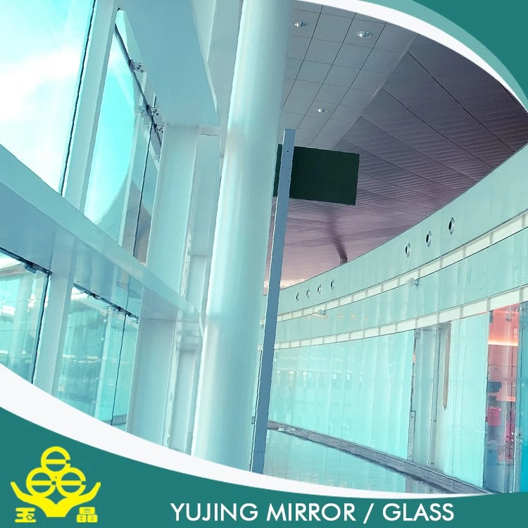 中国 Safety building Laminated Glass price,Clear Tempered Replacement float Glass メーカー