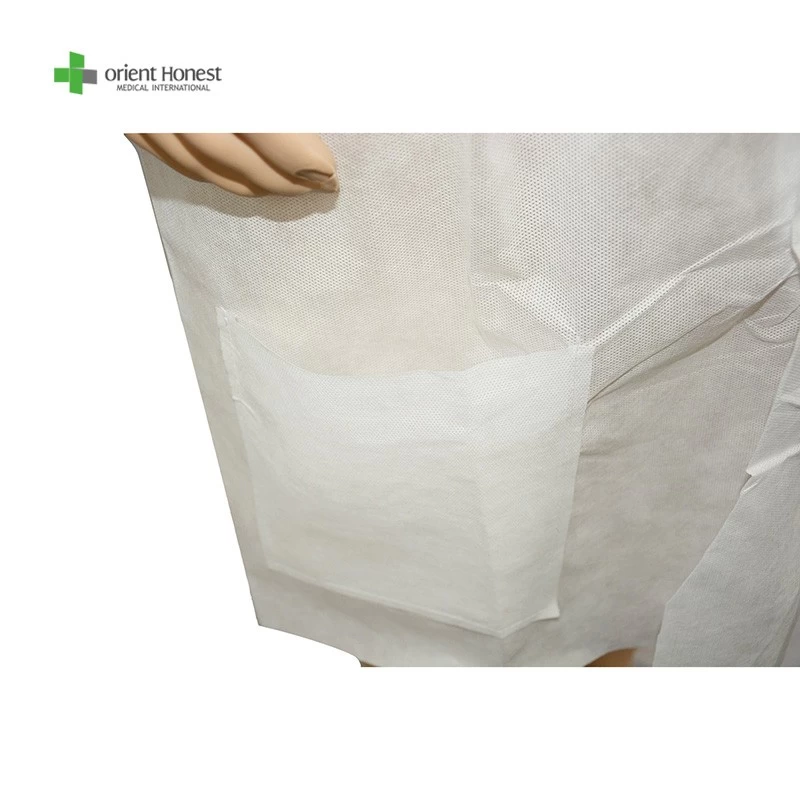 Biodegradable disposable white non woven dustproof lab coat with pouch for factory