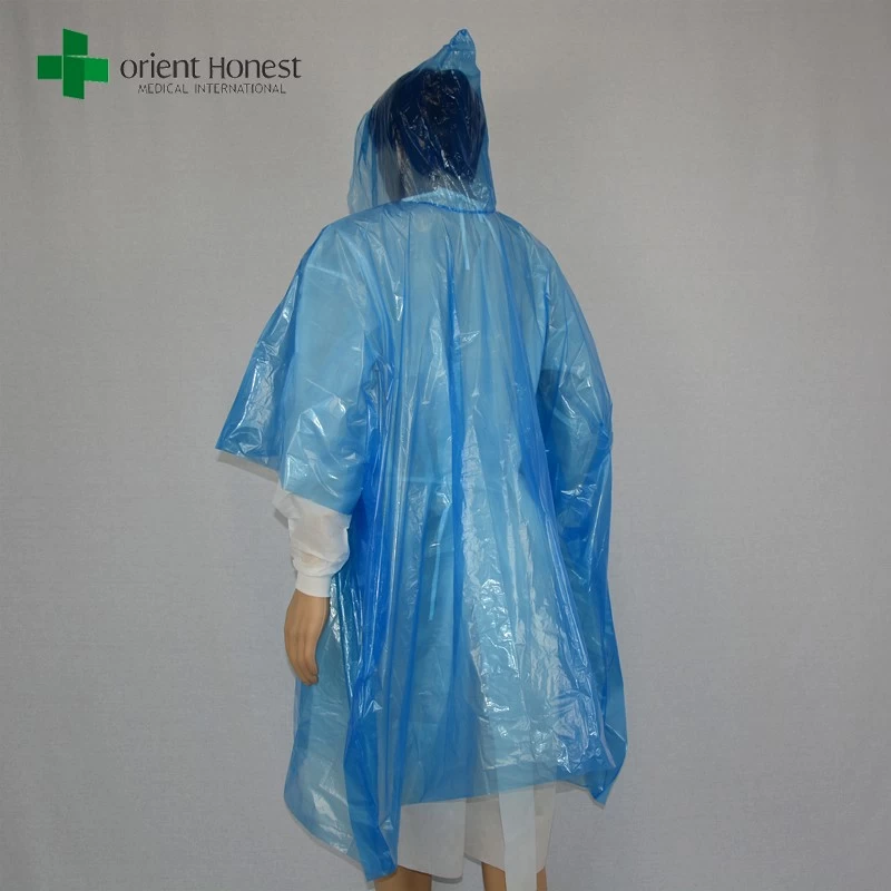 China Regen Poncho Set Bunful-Blau-Einweg-Regenponcho für Erwachsene mit Kordelkordelhaube und Ärmeln Hersteller