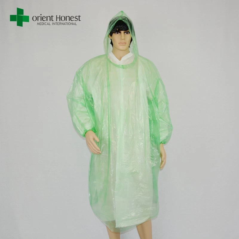 Cina poncho cappotto di pioggia usa e getta, chiare piante pioggia poncho in plastica, incappucciati poncho di pioggia usa e getta produttore