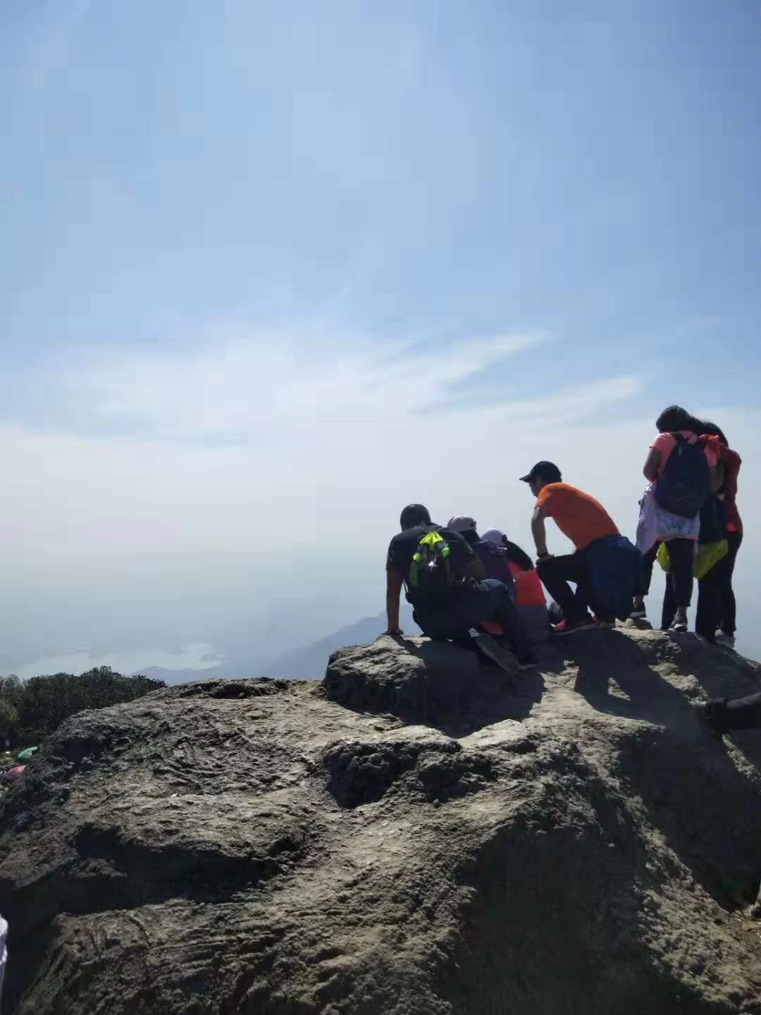 The peak of Wutong Mountain