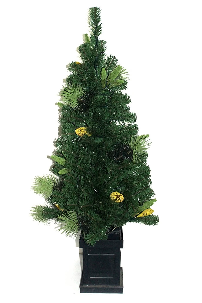 China BEST SELLING 4.5' PVC GREEN ENTRYWAY TREE WITH CLEAR LIGHTS manufacturer
