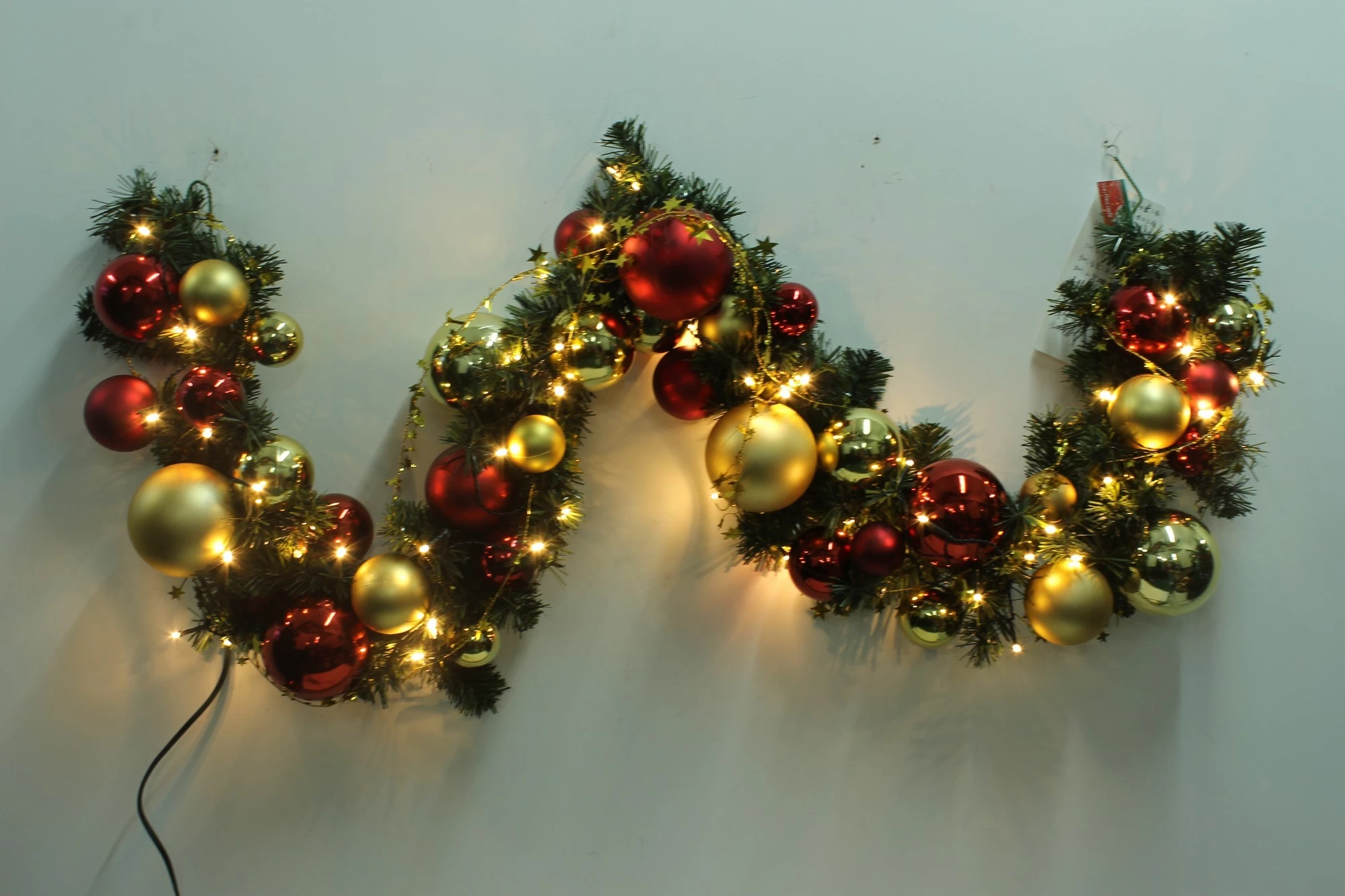 porcelana Decoración Navidad guirnalda con luces fabricante