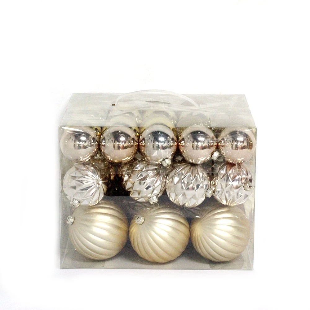 porcelana Fashionable hot selling plastic Christmas ball decoration set fabricante