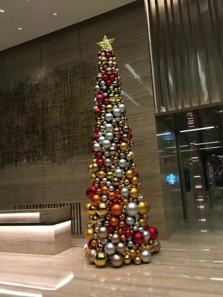 porcelana Interior 5m árbol de bola de Navidad gigante con luces fabricante