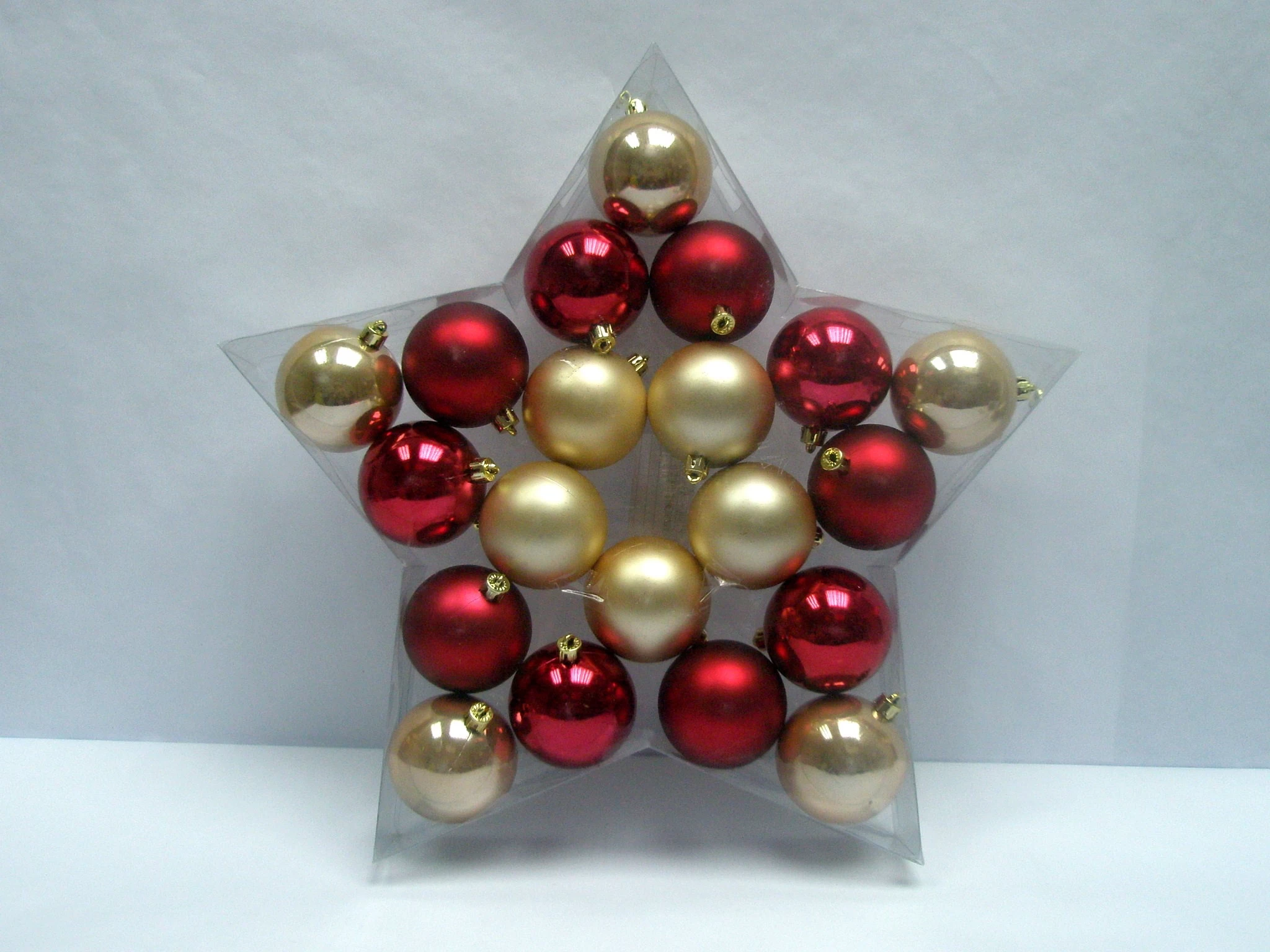 China Bola de plástico de decorações de Natal ornamentais fabricante