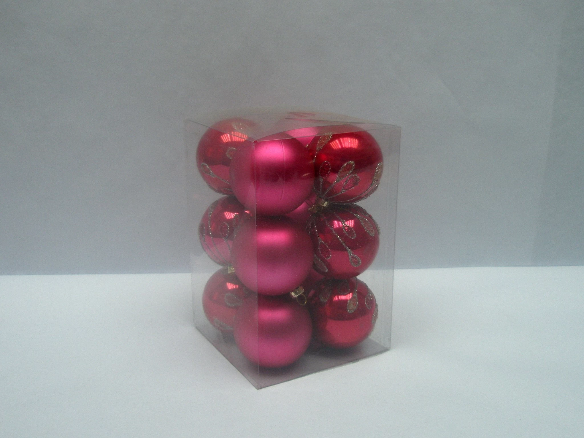 China Hochwertigen Kunststoff Christmas Ball Ornaments Hersteller