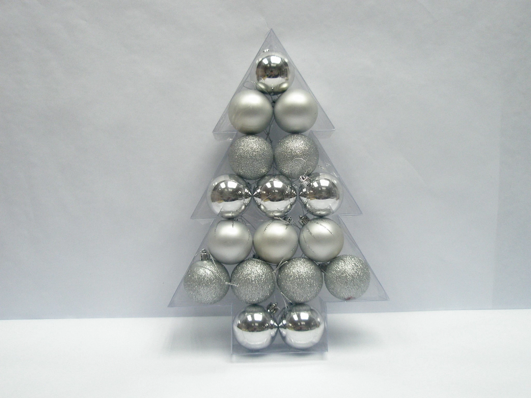 China Tree Shape Mixed Finish Christmas Ball manufacturer