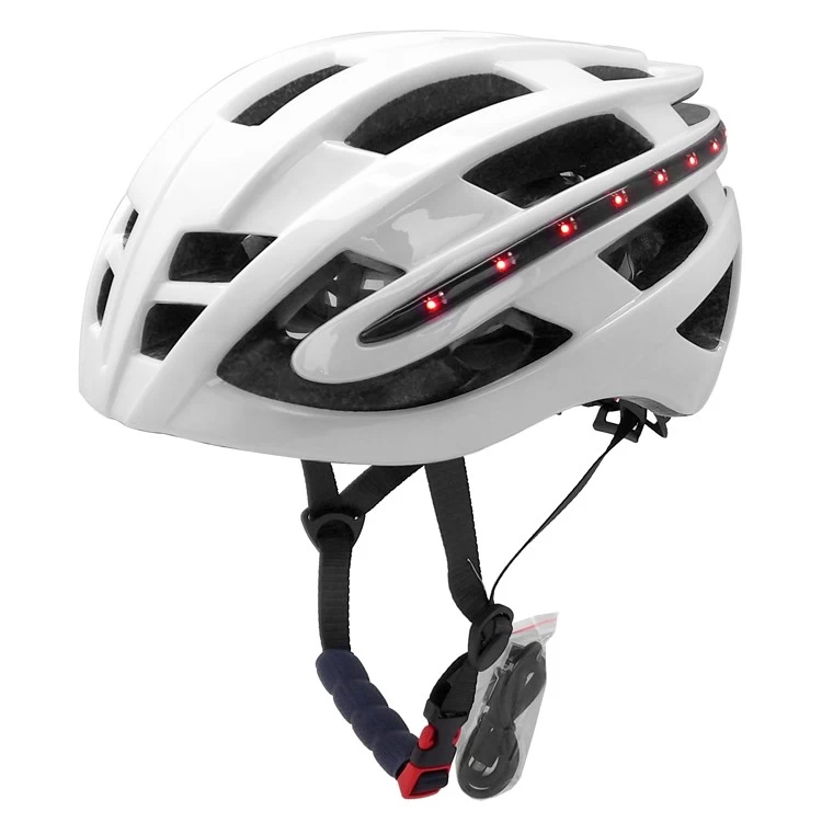 중국 매우 가벼운 마이크로 USB 재충전 용 똑똑한 지도 된 헬멧, 지도 된 자전거 헬멧 제조업체