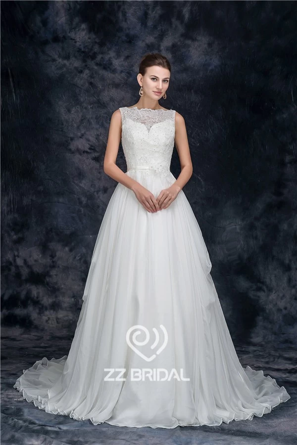 Line Wedding Dress-highlight tuote