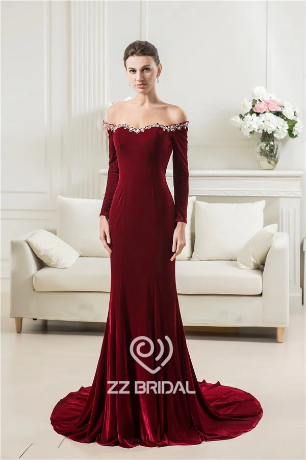 China China off shoulder beaded sweetheart neckline long sleeve velvet long mermaid evening dress manufacturer