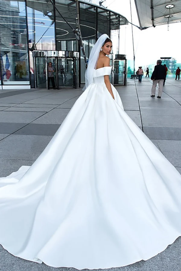 Elegant Deep V Neck Simple Real Image Long Train Wedding Dresses Ruffled Satin Bridal Gowns 2019