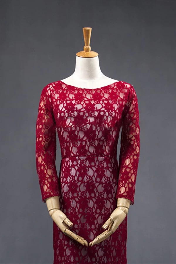China Hochwertige lange Ärmel Soft Lace rotes Abendkleid Hersteller