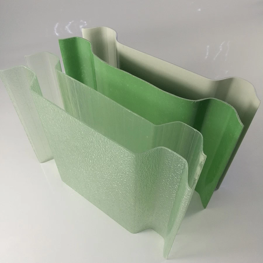 Chine Chine Feuille de toiture ondulée de polymère renforcé par fibre de verre de bas prix de fibre de verre FRP fabricant
