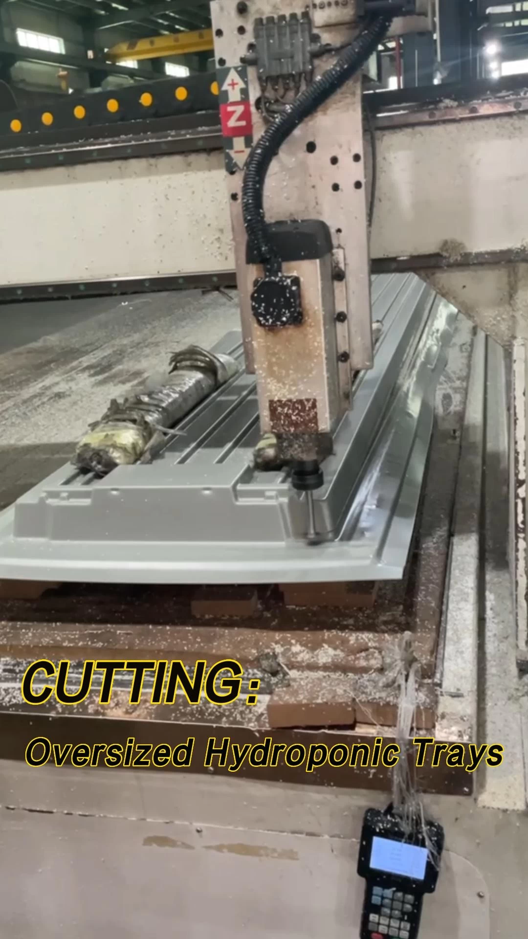 Cutting oversized hydroponic trays