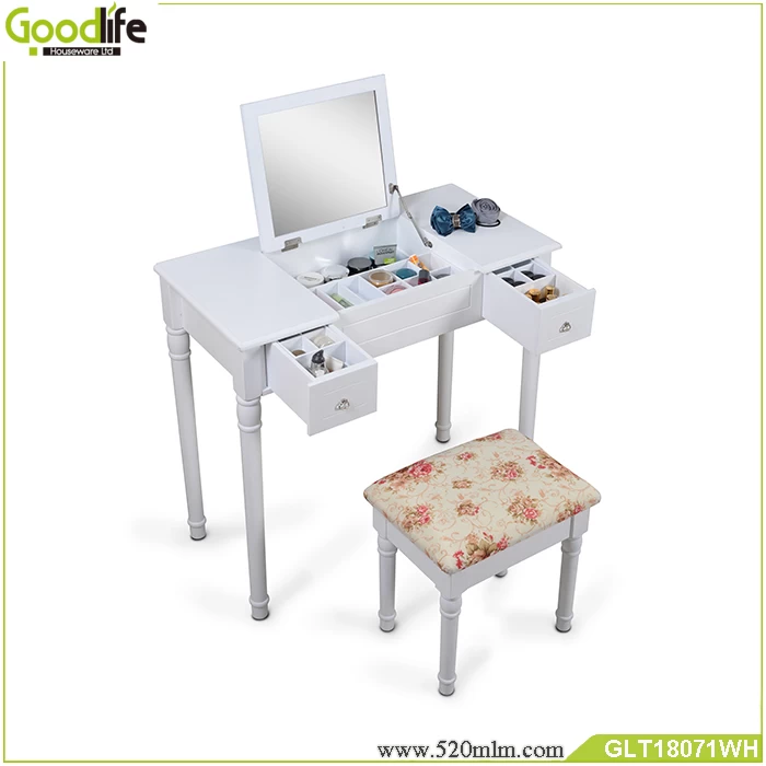 Dressing table set with mirror and storage