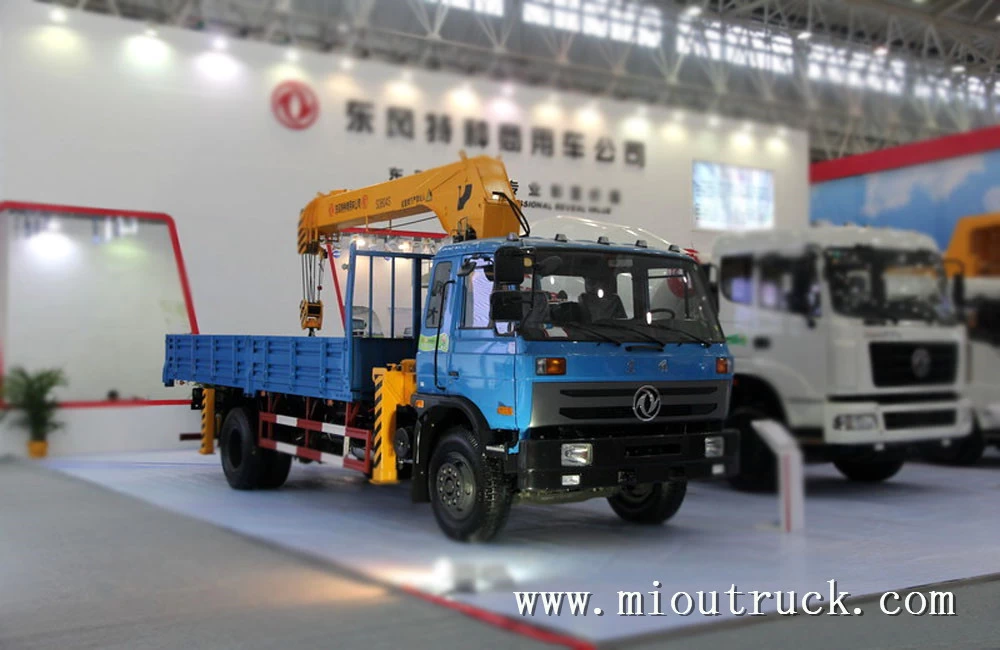 China 4ton dongfeng 4*2 180hp Euro3  straight arm truck  crane manufacturer