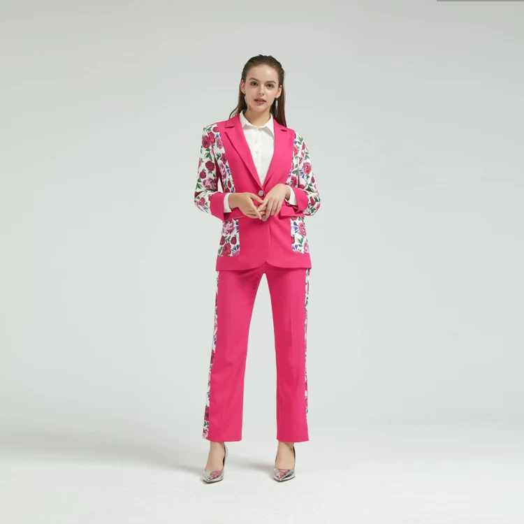 China Chic Ladies Suit with Flowers Print Side manufacturer