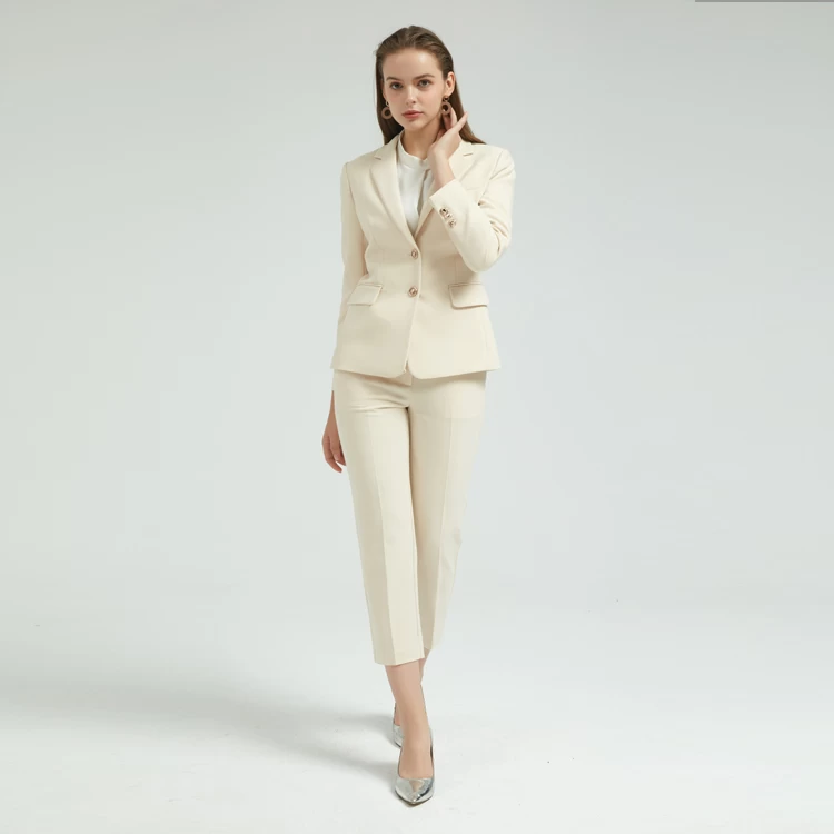 Chine Lady Workwear Suit dans un style simple Chine Fabricant fabricant