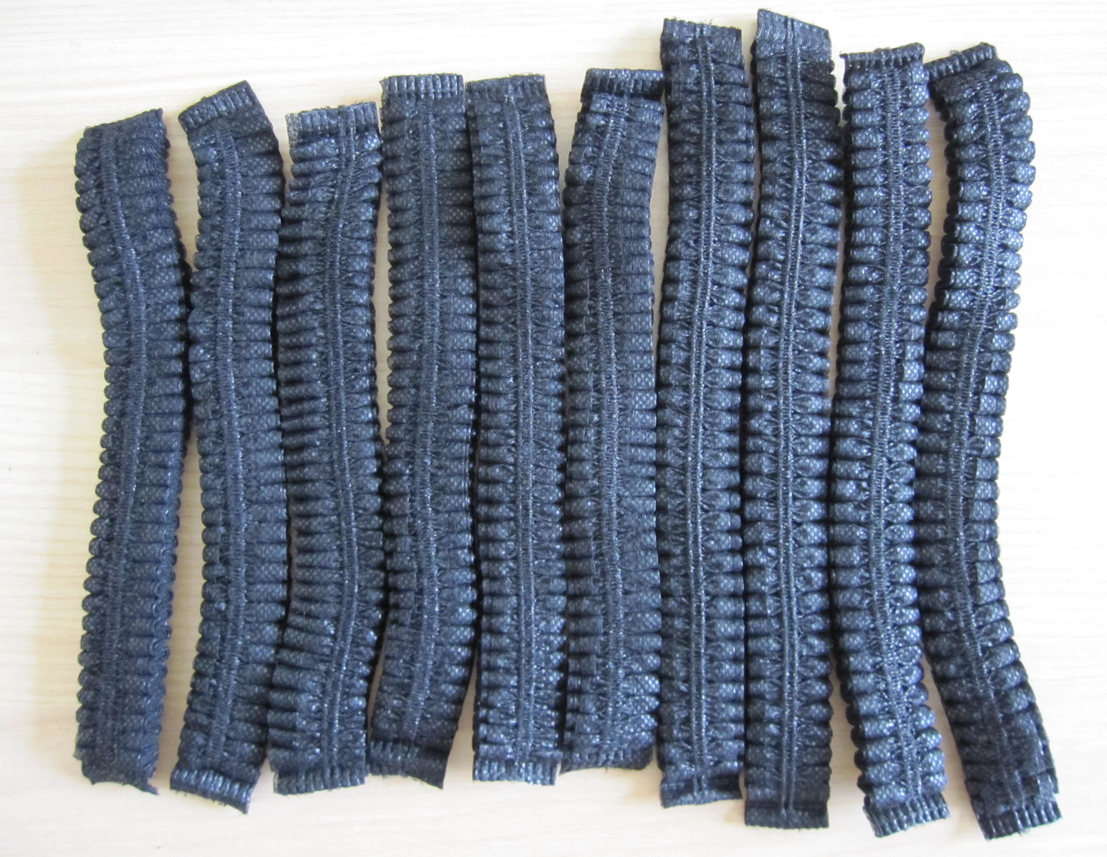 التخلص من الممرضة الغطاء الأسود مطوية