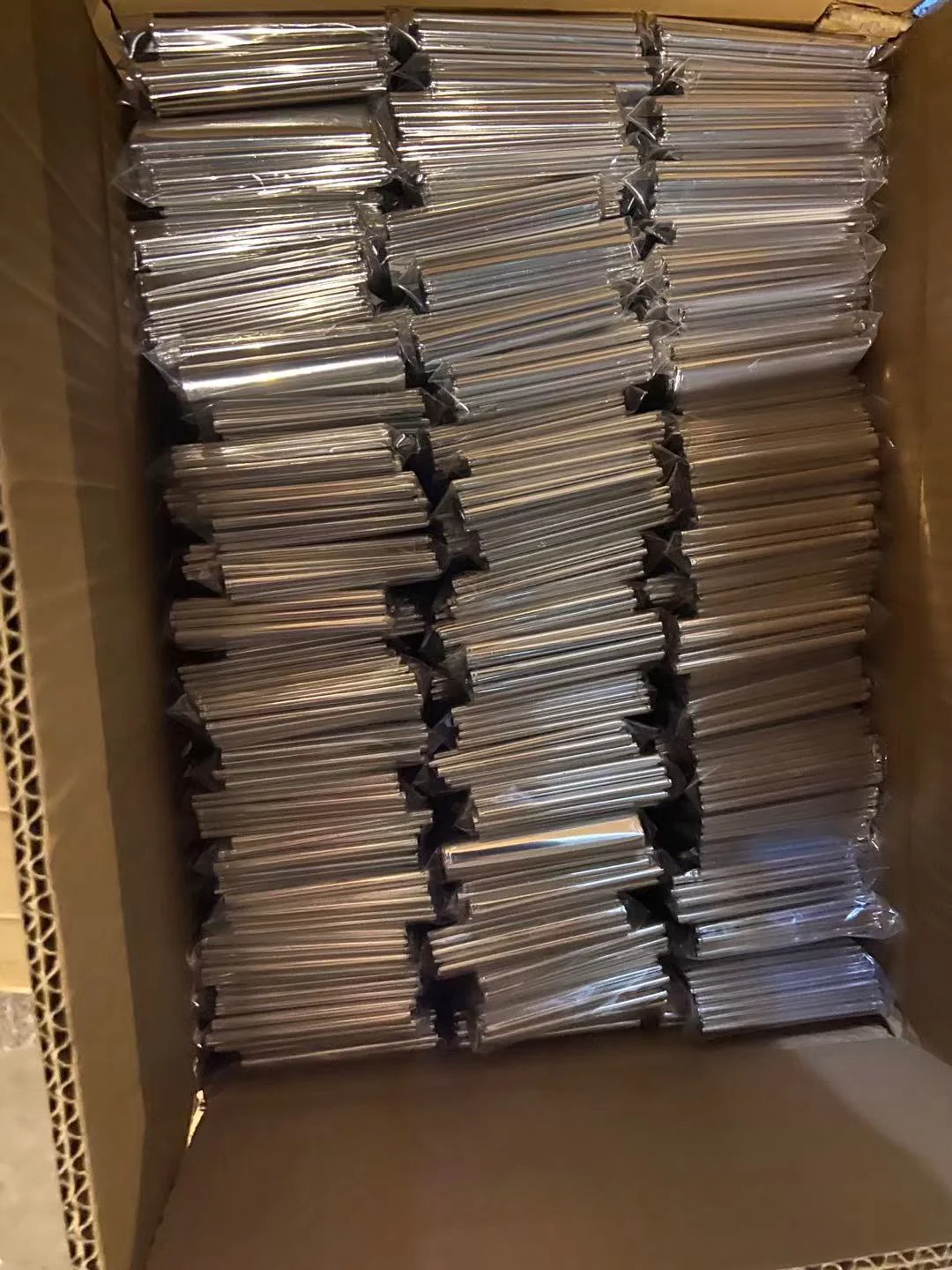 الفضة في الهواء الطلق الرياضة الطوارئ المعطف مع غطاء محرك السيارة