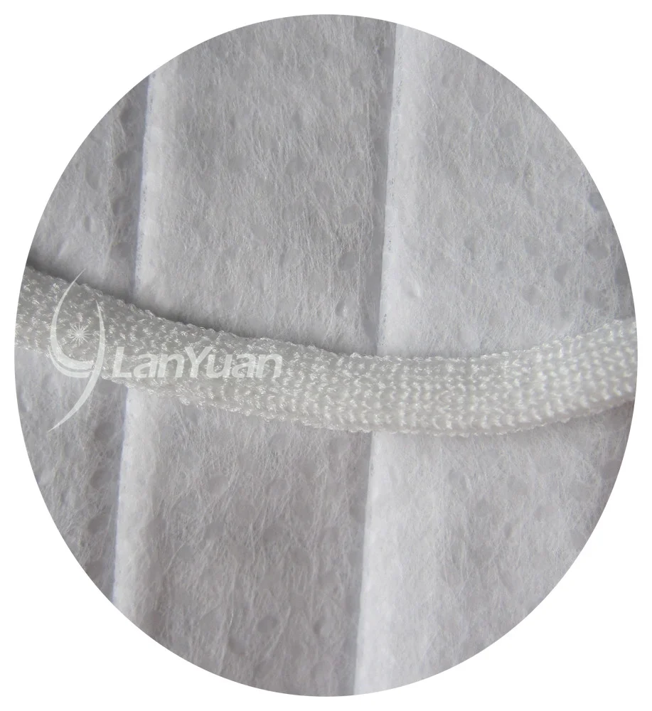 واحدة من قطعة حزمة رمادي وأسود صغير تم الفحص نمط قناع الوجه