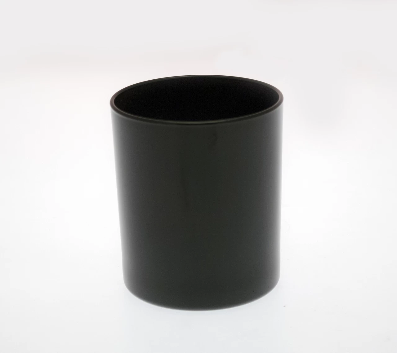 spraying black glass candle holders