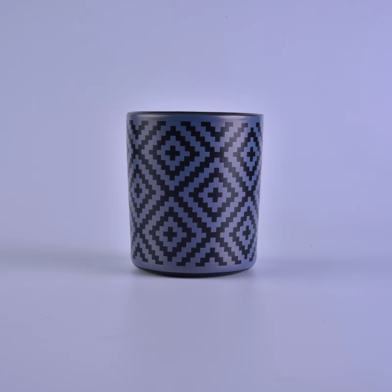 Popular classical scarf pattern on ceramic candle holder