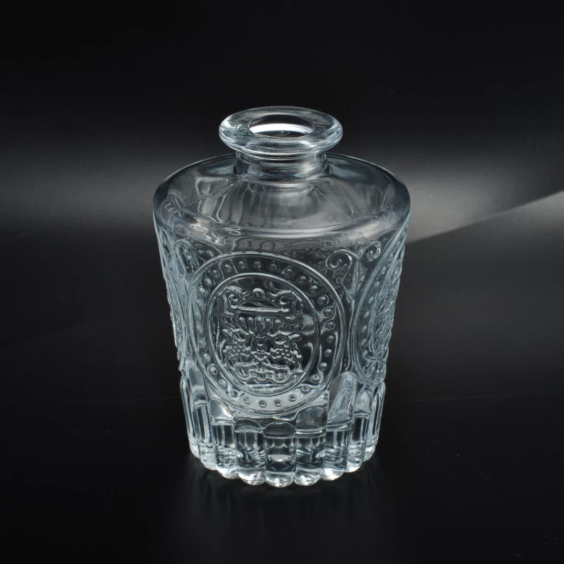 Special empty essential oil glass bottle