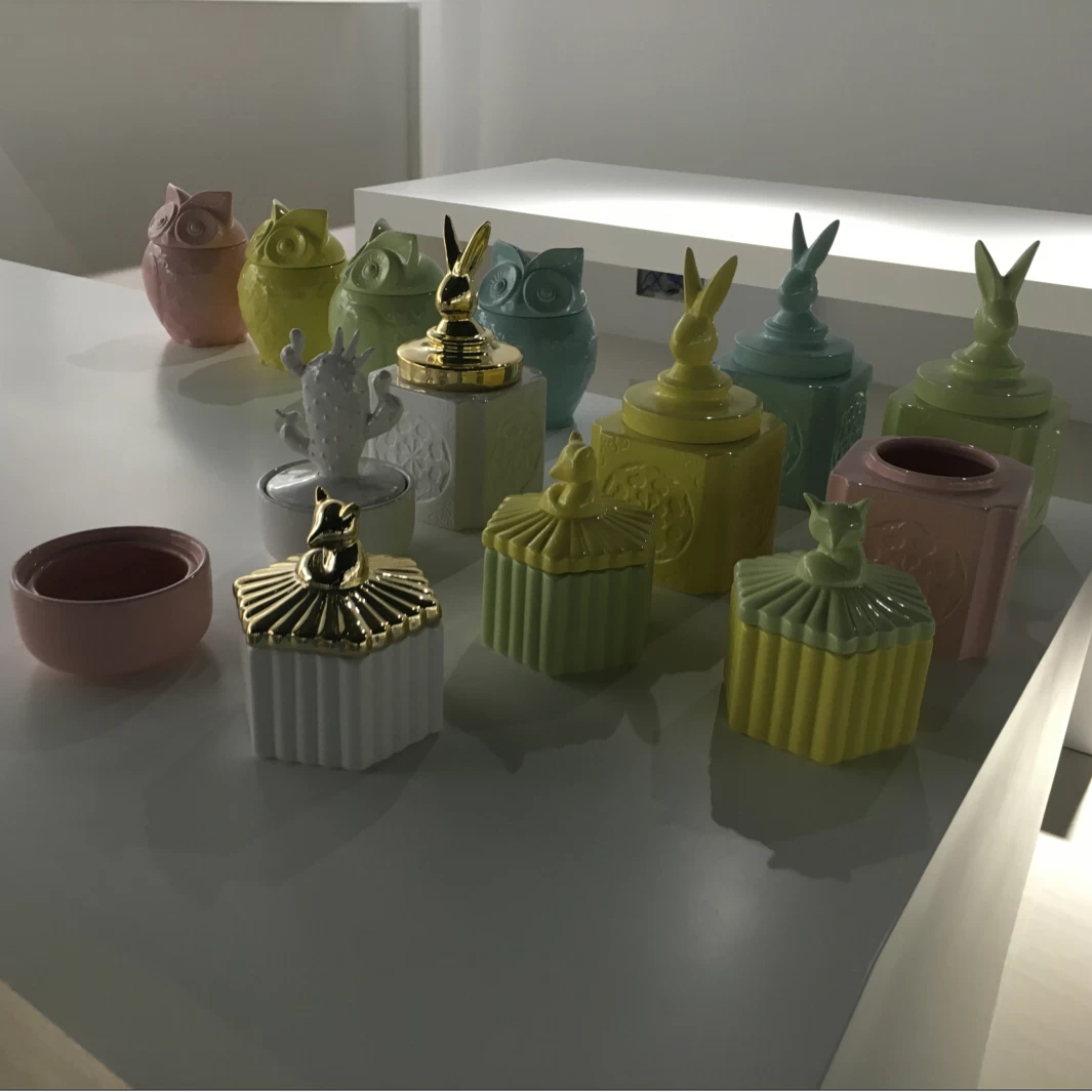 Various of 2017 unique design ceramic candle vessels with animal lids at Sunny Glassware