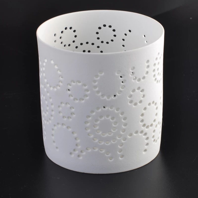 Customized hollowed-out ceramic candle holder