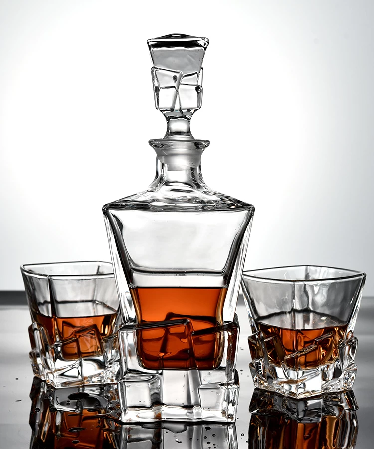 whisky glass decanter
