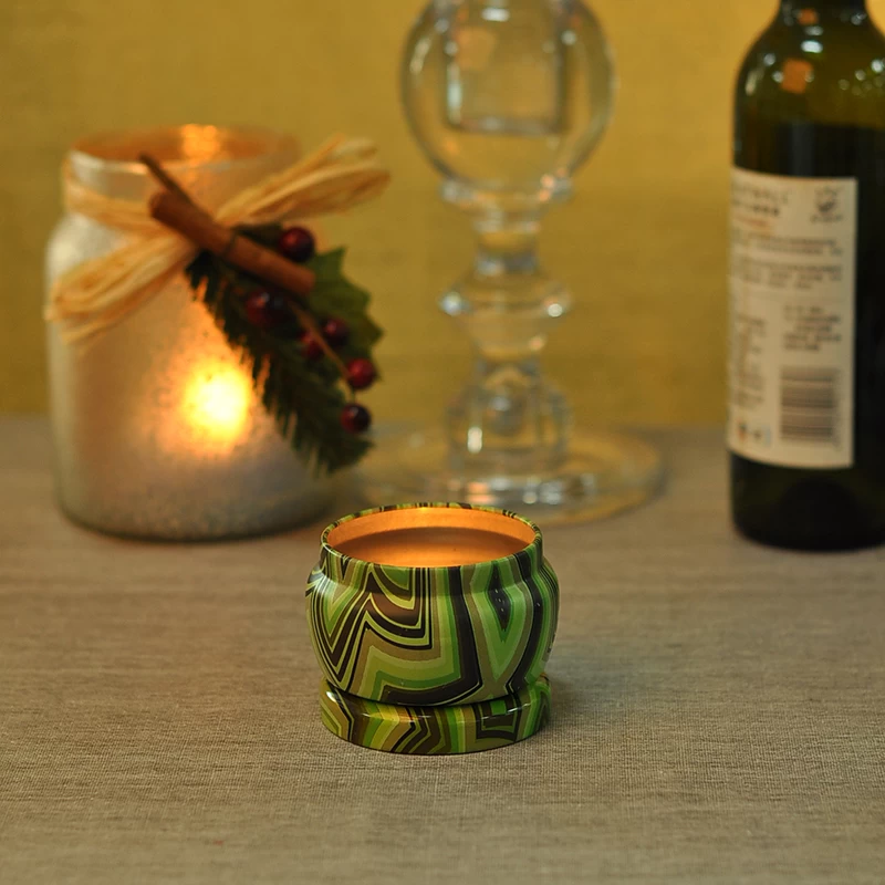 Printed tinplate candle holder