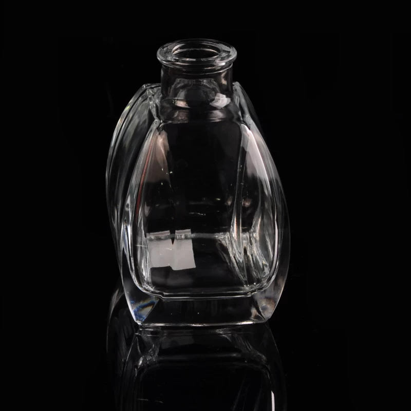 Customized reed diffuser glass bottle glass bottle in oil